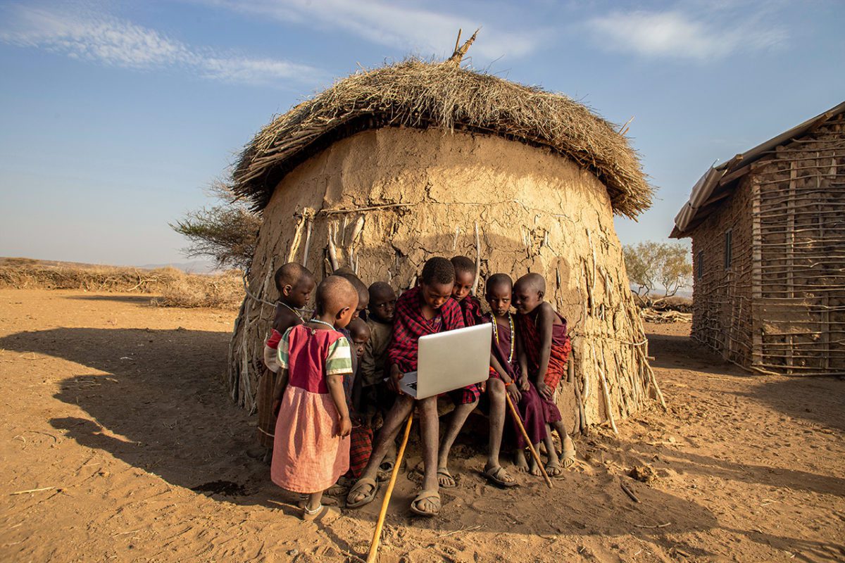 Hynd Bouhia - Africa Digital Divide FEATURED