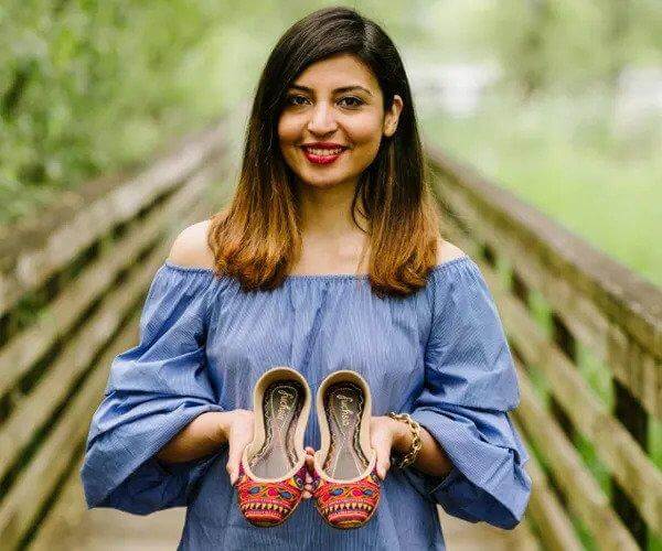 Afshan_Abbas_Fuchsia_Shoes.jpg