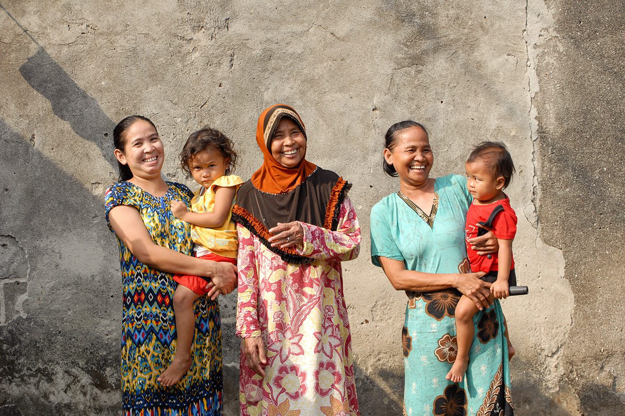 Women and children in traditional dress
