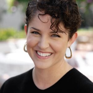 Sarah Kearney Headshot