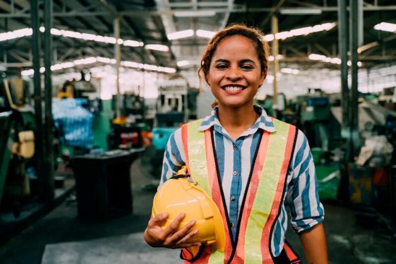 Female entrepreneur in a makers space