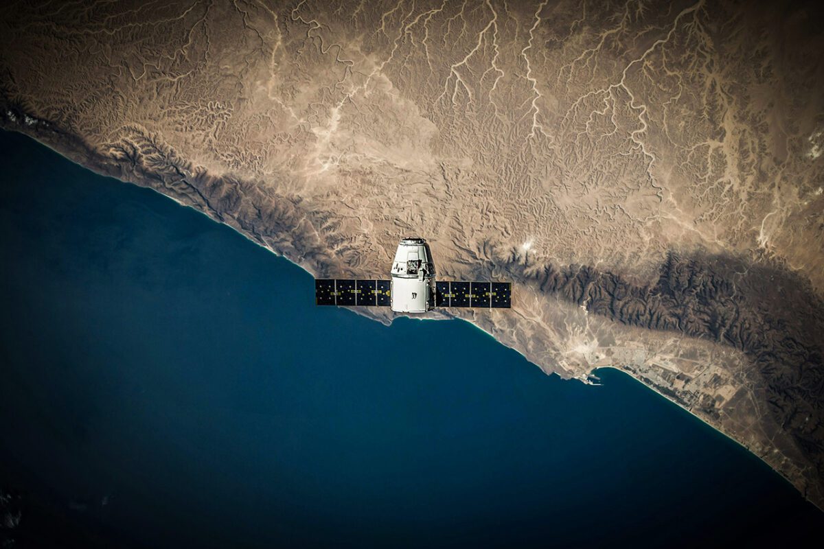 Sushchuk - Satellites FEATURED