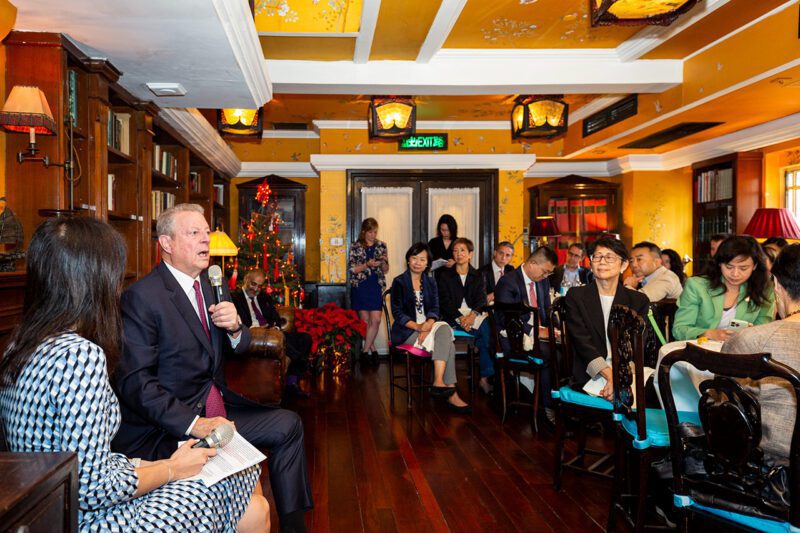 Asian investors group meets with Al Gore
