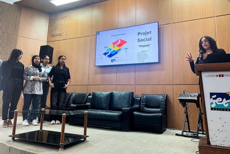 Tunisian Students social project presentation