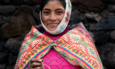 The R.I.S.E. Artisan Fund Invests in Peruvian Textile Company